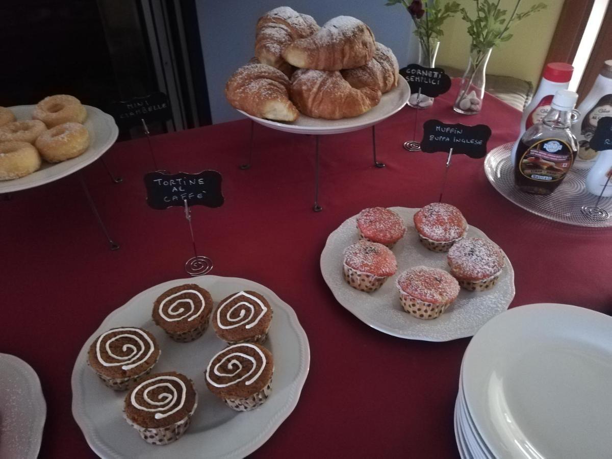 Il Giardino Delle Zagare Bed & Breakfast Фонди Екстериор снимка