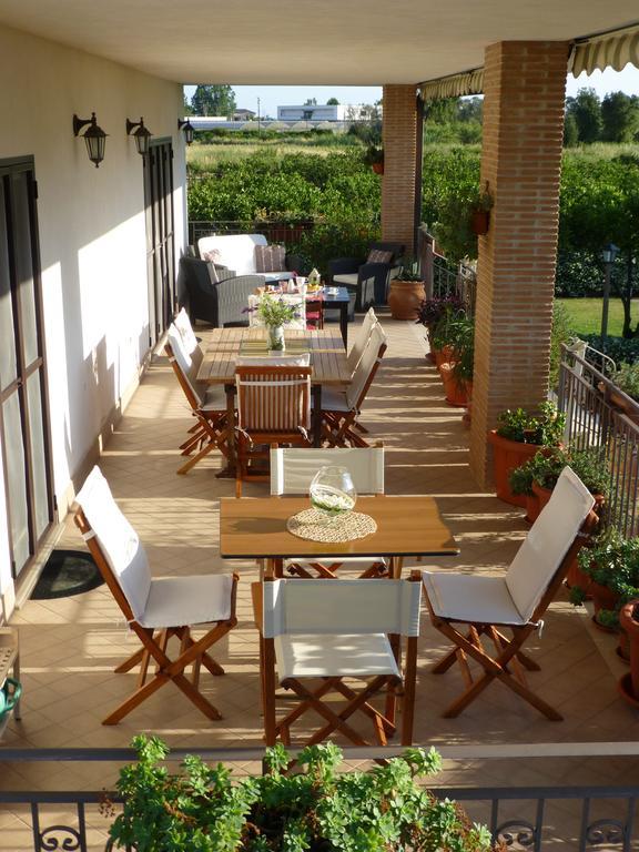 Il Giardino Delle Zagare Bed & Breakfast Фонди Екстериор снимка